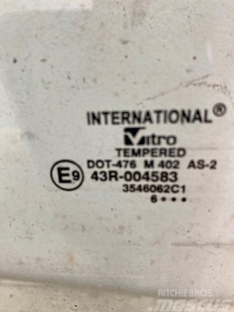International 4300 Other components