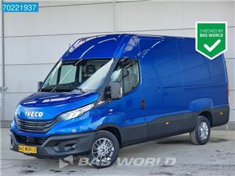 Iveco Daily 35S18 Automaat L2H2 LED ACC Navi Camera Blue