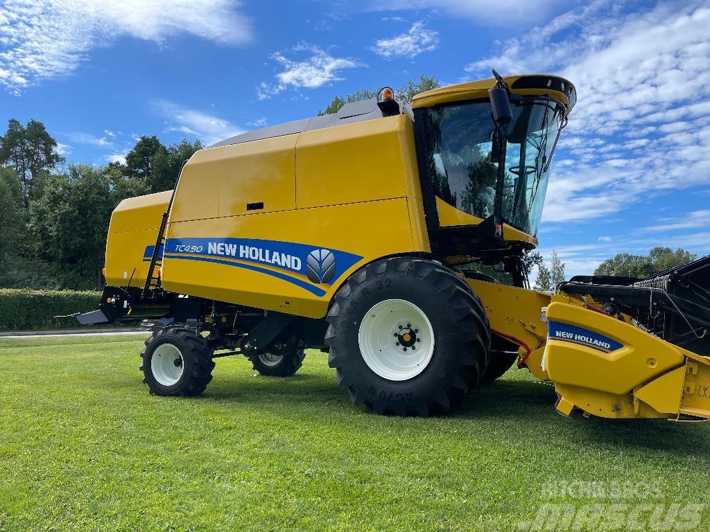 New Holland TC 4.90 RS, 15’ Ny! omg.lev! Combine harvesters