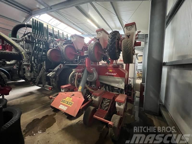 Becker Aeromat 8S Precision sowing machines