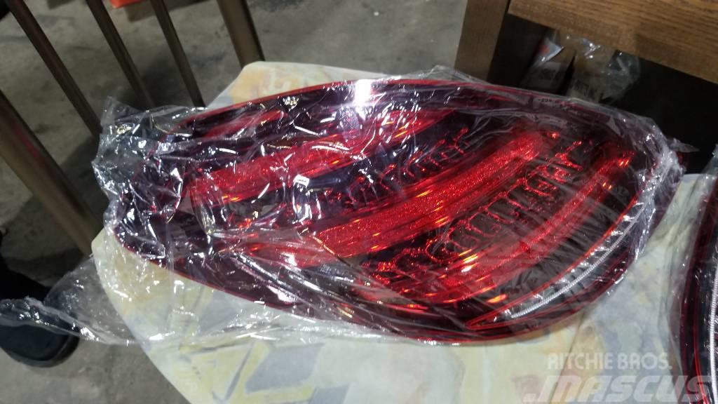 Mercedes-Benz S-Class W222 Taillights Brakes