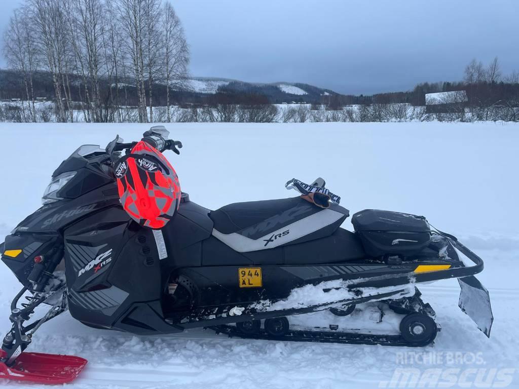 Ski-doo mxz 600 xrs Snowmobiles