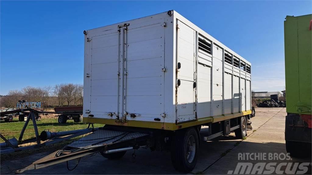 Menke 1400 ANH Animal transport semi-trailers