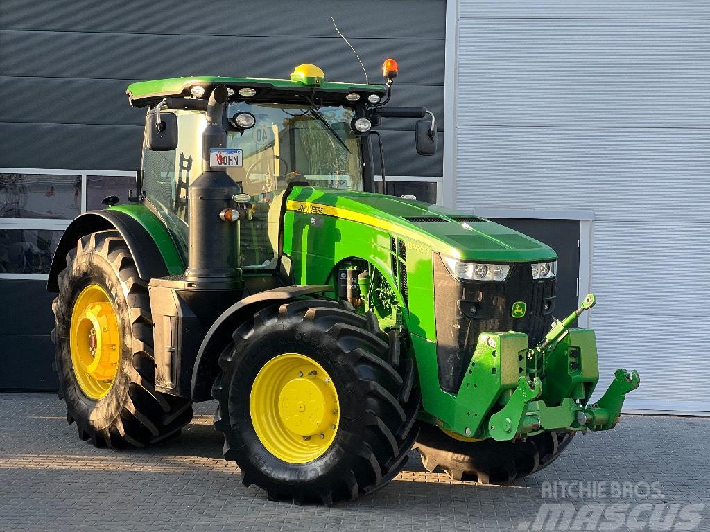 John Deere 8400 R Tractors