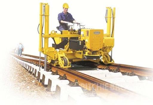 Geismar RV100 Track Lifting & Slewing Machine Railroad maintenance