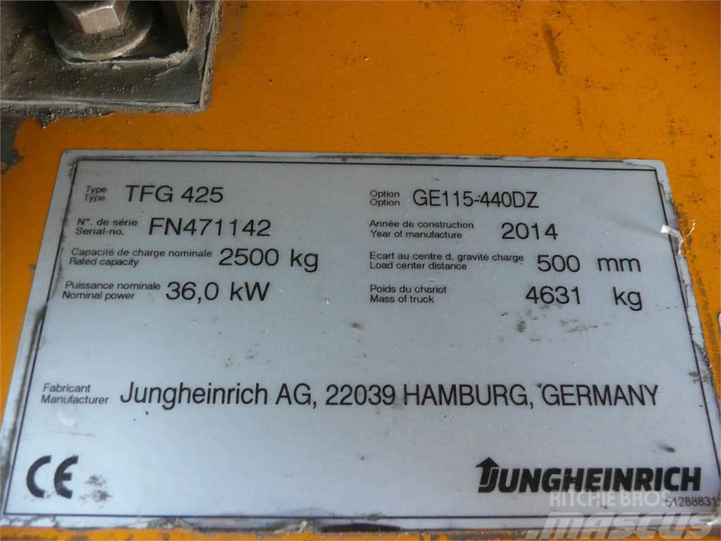 Jungheinrich TFG 425 440 DZ LPG trucks