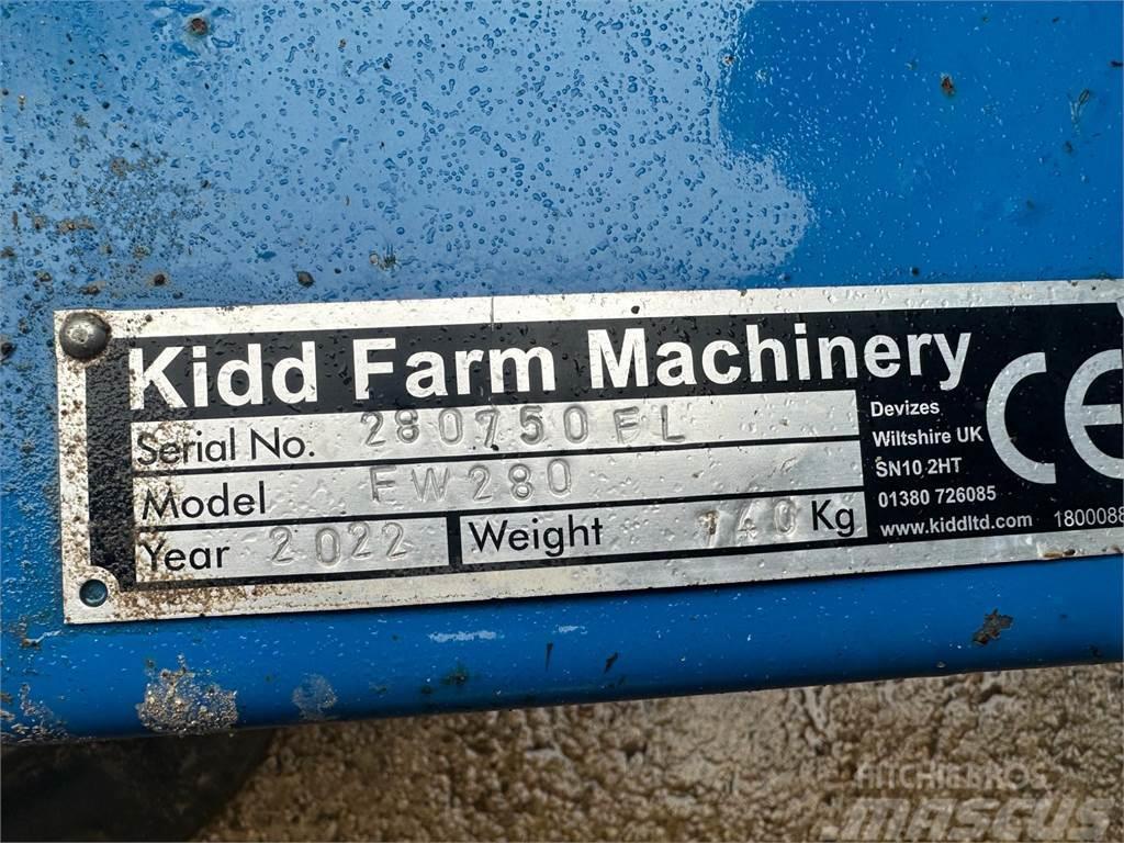  Kidd 280 Flail topper with sideshift Other forage harvesting equipment