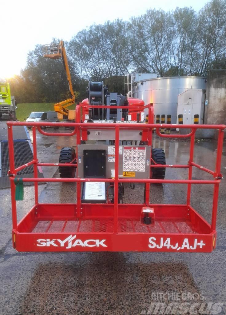SkyJack SJ 45 AJ+ Articulated boom lifts