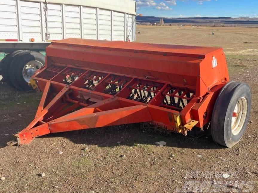 International 5100 Other sowing machines and accessories
