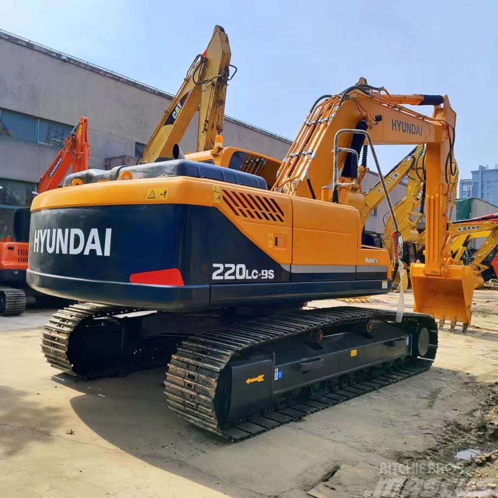 Hyundai Robex 220 LC-9 S Midi excavators  7t - 12t