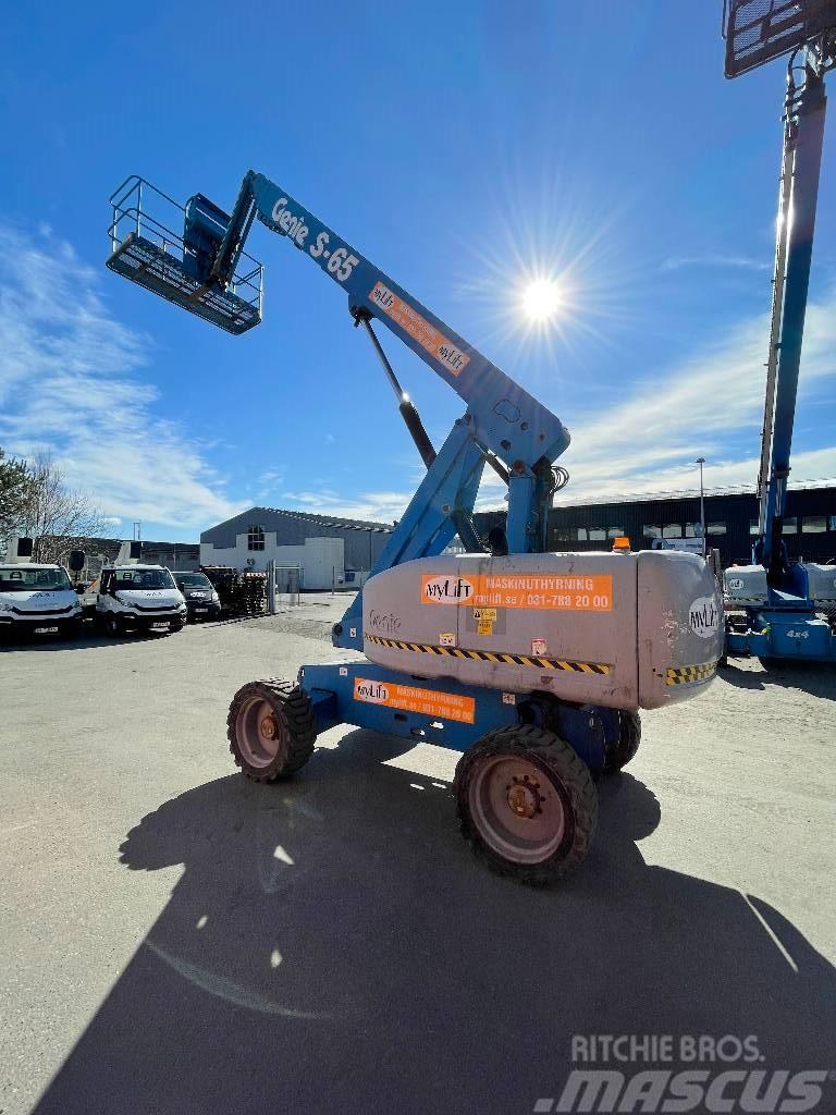 Genie S65 Articulated boom lifts
