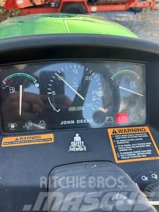 John Deere 4200 Compact tractors