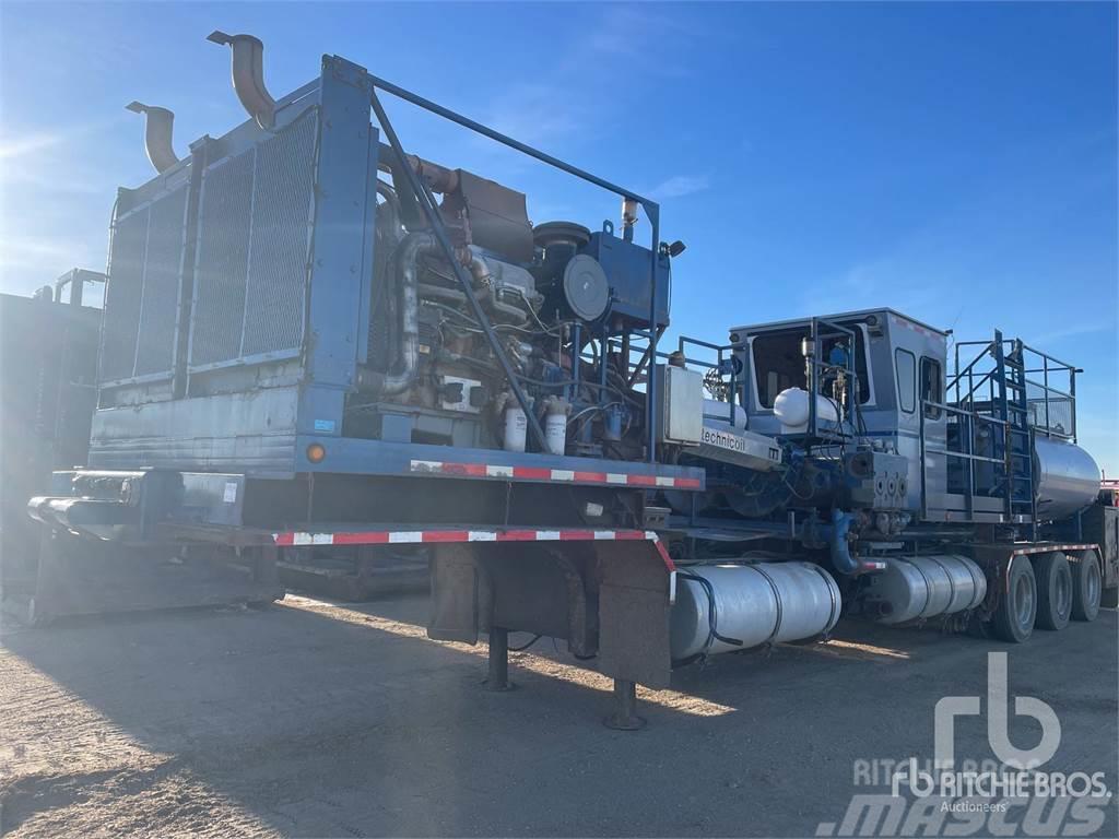 Peerless 39100 kg 47 ft Triplex Twin Pumper Flatbed/Dropside semi-trailers