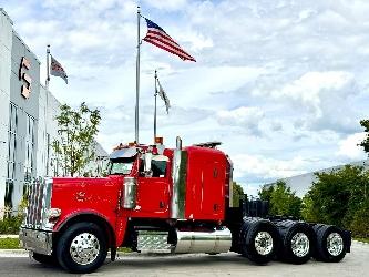 Peterbilt 388