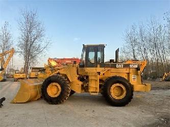 CAT 950F