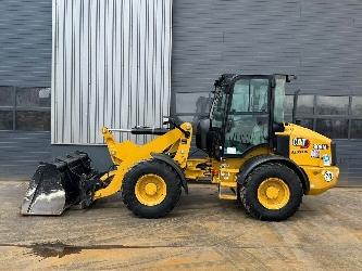 CAT 908M