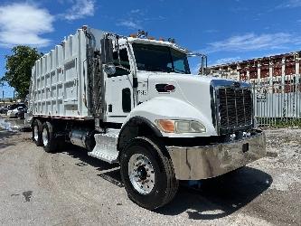 Peterbilt 348
