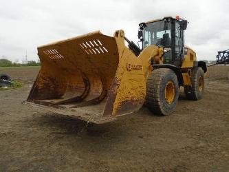 CAT 938M