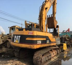 CAT 325 B