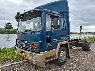 Volvo FL611