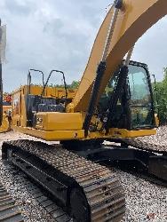 CAT 323GX
