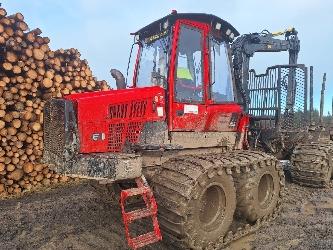 Komatsu 835