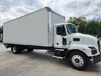 Mack MD 6