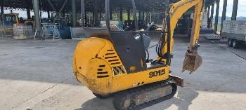 JCB 8015