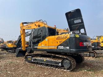 Hyundai 220