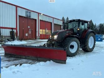 Valtra T213