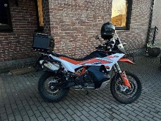 KTM 
