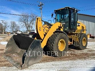 CAT 926M
