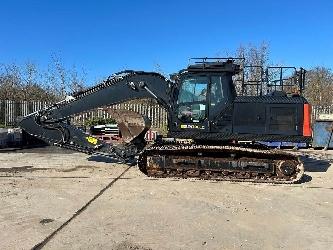 JCB 220X