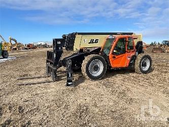 JLG 1055