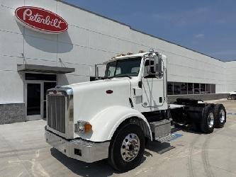Peterbilt 367