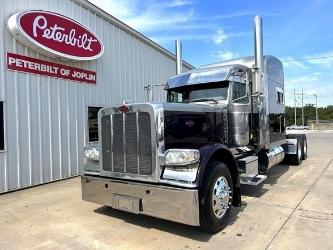 Peterbilt 389
