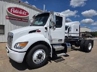 Peterbilt 536
