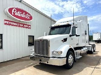 Peterbilt 567