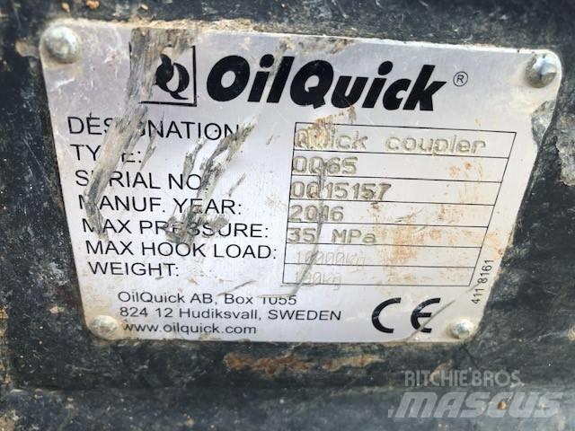 Komatsu PW148-10 Hjulgrävare