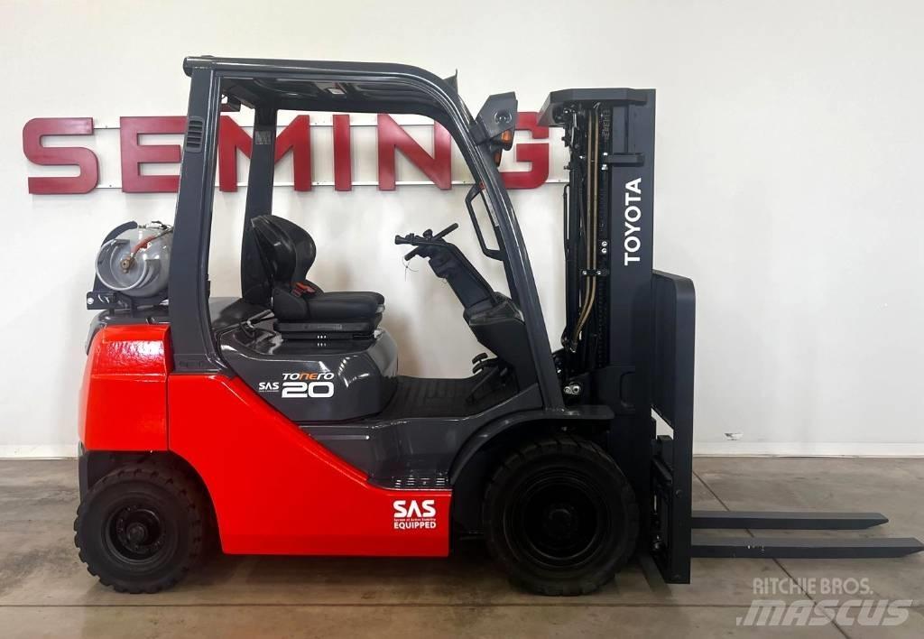 Toyota 10831 8FGF20 Gasolmotviktstruckar