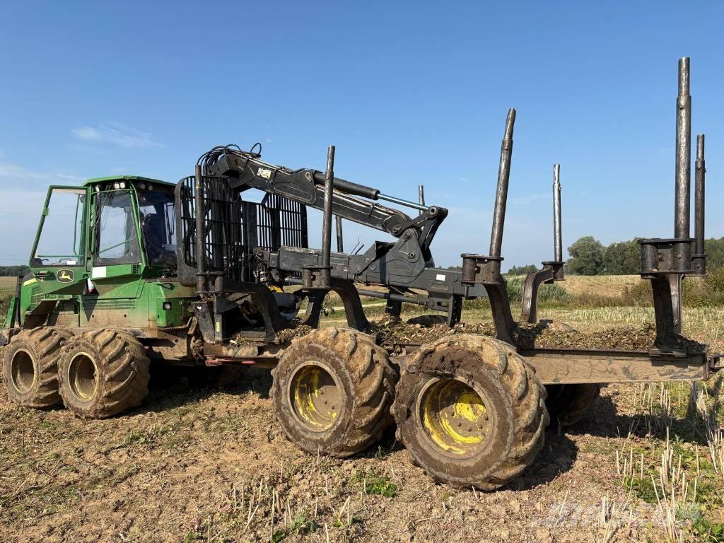 John Deere 1110G Skotare