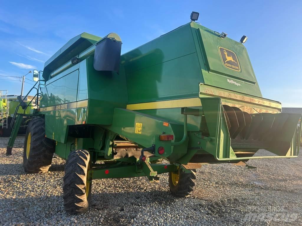John Deere 2054 Skördetröskor