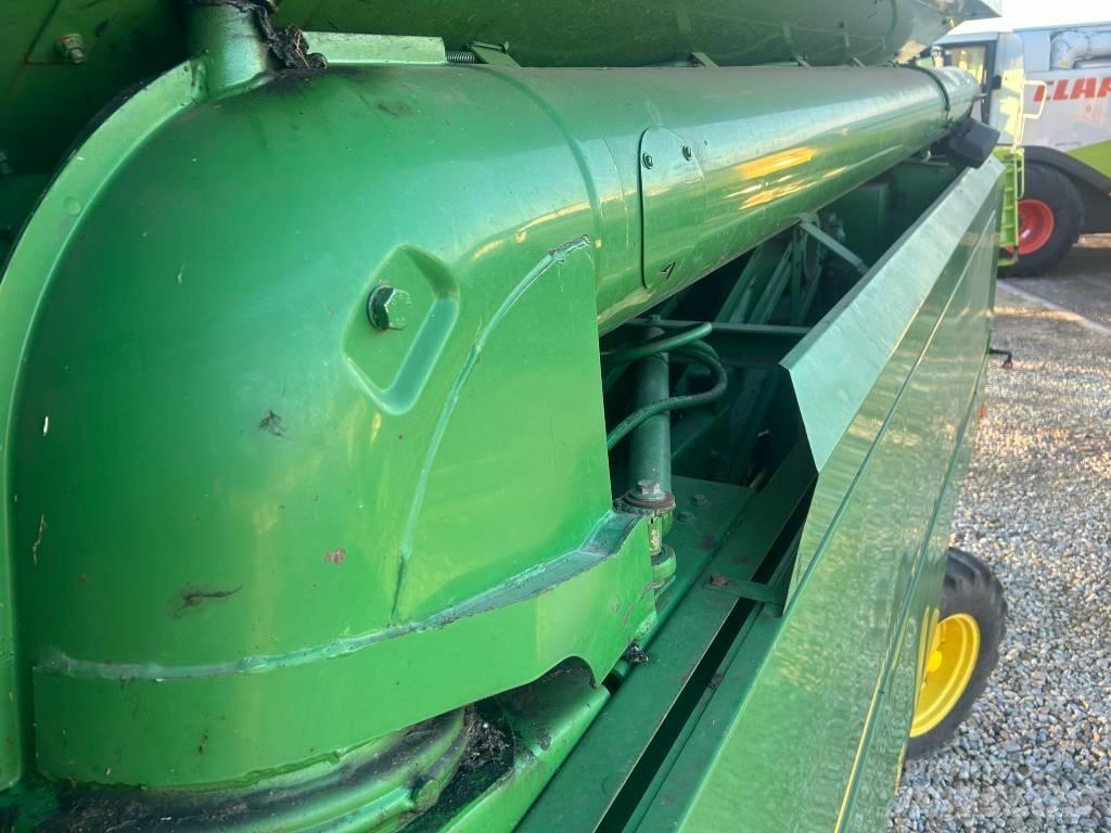 John Deere 2054 Skördetröskor