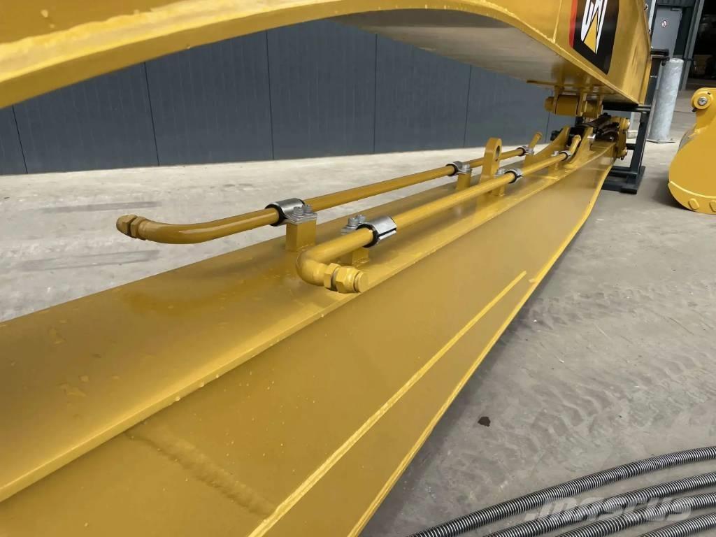 CAT 323F 15m Set Grävutrustning