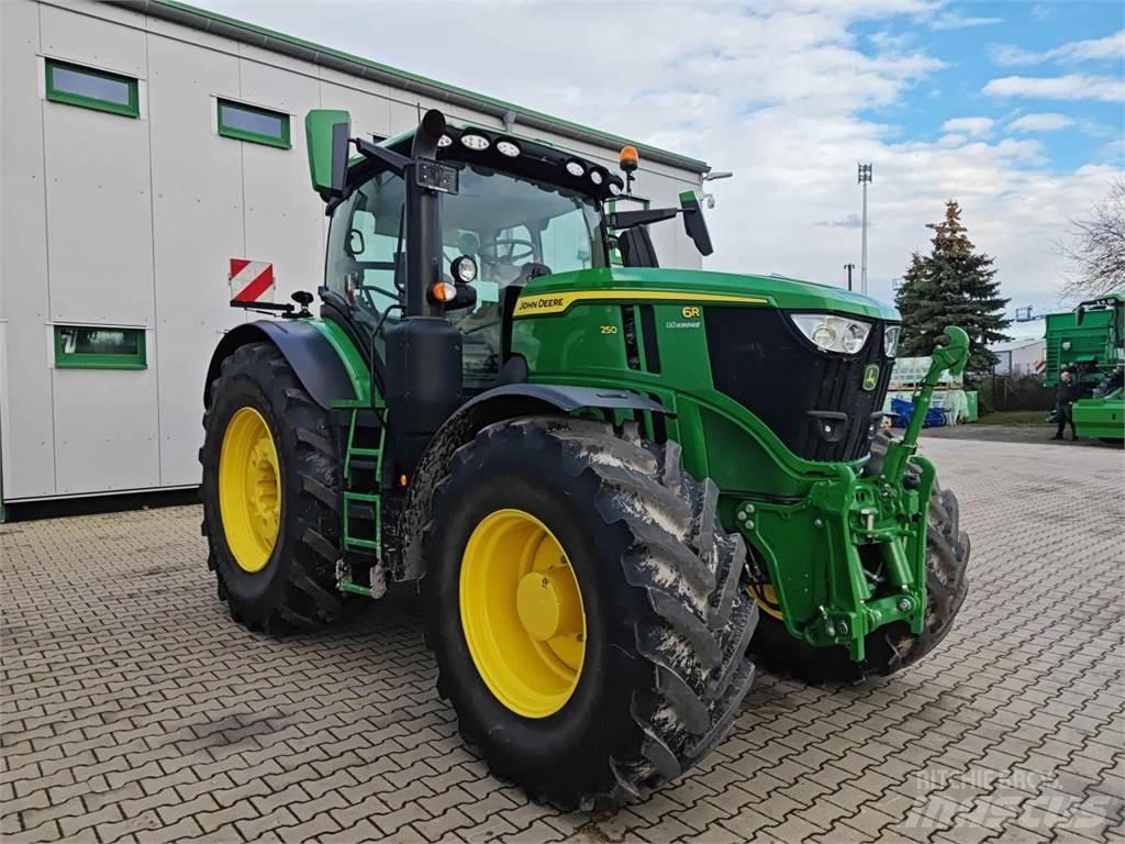 John Deere 6R 250 Traktorer