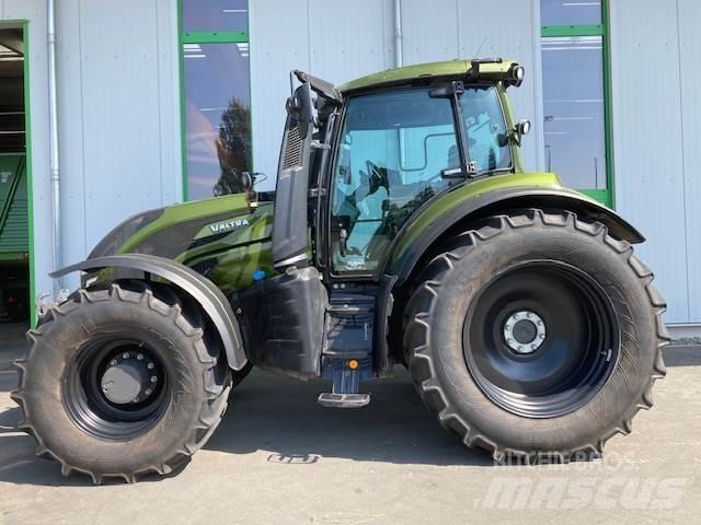 Valtra T 235 Versu Traktorer