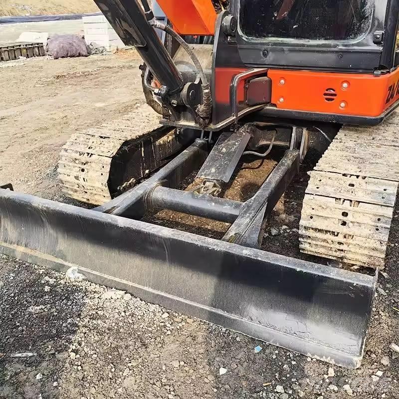 Hitachi ZX 55 Minigrävare < 7t