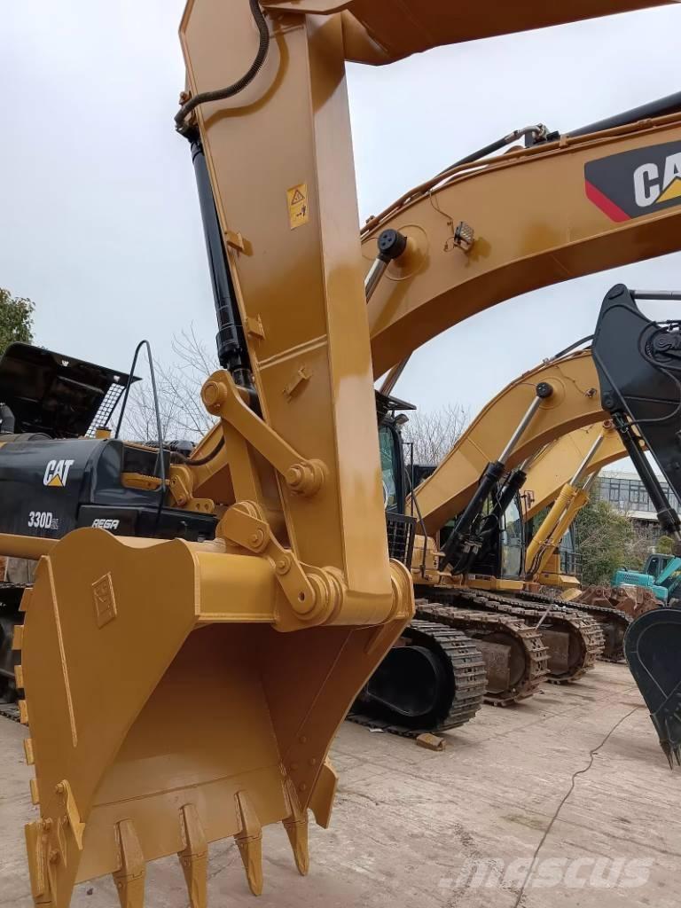 CAT 330 GC Bandgrävare