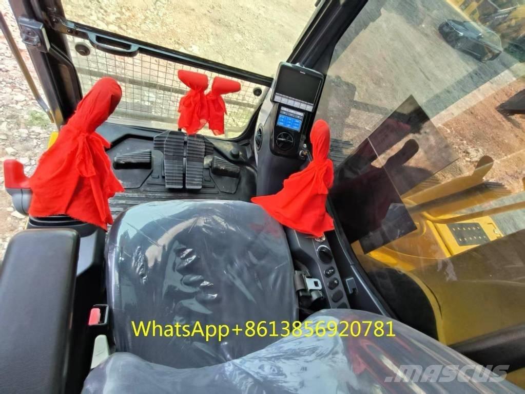 Komatsu PC 240-8 Bandgrävare