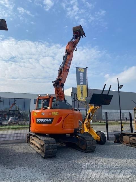 Doosan DX140LCR-5 Bandgrävare